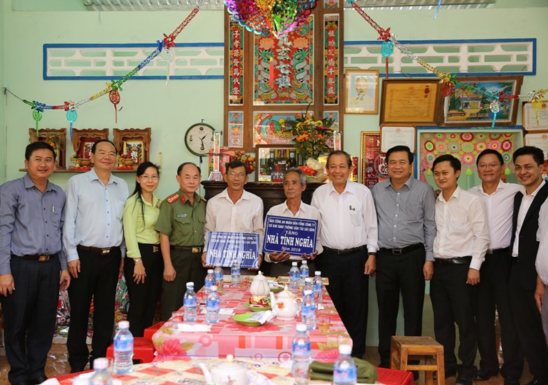 Phó Thủ tướng Trương Hòa Bình thăm, chúc Tết tại Long An - ảnh 3